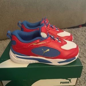 Toddler Puma sneakers